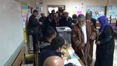 cakal -  Şanlıurfa’da 1 milyon 93 bin 515 seçmen sandık başına gidiyor  Videosu