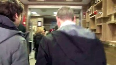  Ünlü oyuncu Ozan Güven oyunu kullandı 