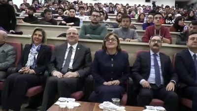  Gaziantep Büyükşehir Belediye Başkanı Fatma Şahin: “Sürdürülebilir kalkınma için Teknoloji ve hukuk devleti bir arada olmalı”