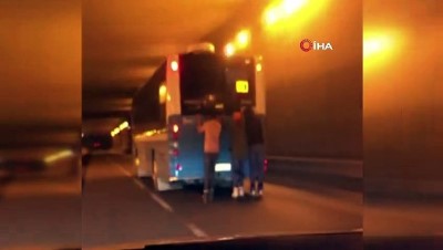  Patenli gençlerin tehlikeli yolculuğu kamerada 