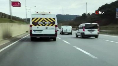 trafik magandasi - Okul servisiyle makas atan trafik magandası kamerada  Videosu