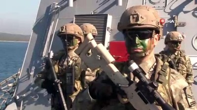 kuvvet komutanlari -  Temsili düşman adası ele geçirildi, yerli silahlar göz doldurdu  Videosu