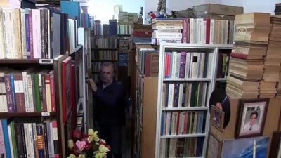 kutuphane - 50 yılda biriktirdiği 150 bin eserle kütüphane kurmak istiyor - İZMİR  Videosu