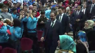 milletvekili - Bakan Kasapoğlu, Hanili gençlerle bir araya geldi - DİYARBAKIR Videosu