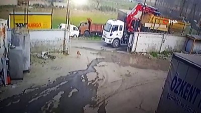 akalan -  Başakşehir’de çekiciyle dorse çalan hırsızlar kamerada  Videosu