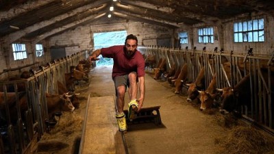 ispanya - İneklerine şov yapan paten sevdalısı Pablo Videosu