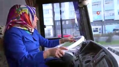 baskan adayi -  Kadın belediye başkan adayı kendi seçim aracını kendi kullanıyor  Videosu