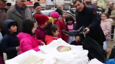 kaymakamlik -  Pet şişe getirene bez torba hediye  Videosu