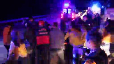 yolcu otobusu - Yolcu otobüsü tıra çarptı - MANİSA  Videosu