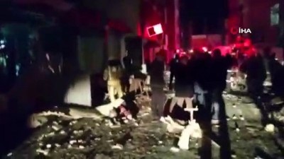 gaz sikismasi -  Esenyurt'ta bir lokantada patlama meydana geldi, ortalık savaş alanına döndü  Videosu