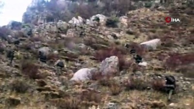 sokaga cikma yasagi -  Siirt'in merkez ve Eruh ilçelerine bağlı bazı köylerde sokağa çıkma yasağı Videosu