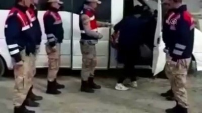 akalan - Van'da 55 düzensiz göçmen yakalandı  Videosu
