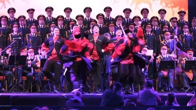 ilkbahar - 'Aleksandrov Rus Kızılordu Korosu' Büyükçekmece'de konser verdi - İSTANBUL Videosu