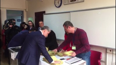 Erdoğan'ın oy kullandığı sandıktan, Binali Yıldırım çıktı - İSTANBUL 