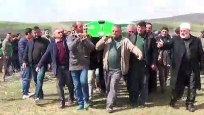 Yozgat'taki muhtarlık seçimi kavgası - Yaşamını yitiren Erdem Türk toprağa verildi
