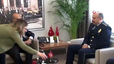 uyusturucuyla mucadele -  'Uçan polis' ve arkadaşına validen başarı belgesi  Videosu