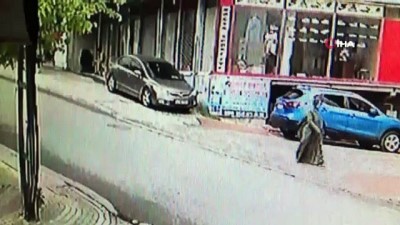 isci servisi -  Minibüse çarpmamak için kaldırıma çıktı, yaşlı adamı elektrik direğine sıkıştırdı  Videosu
