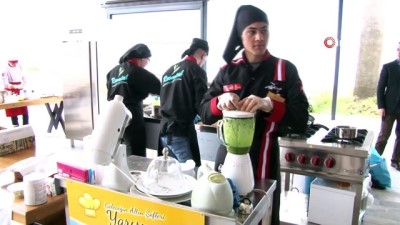  Rize'de lise öğrencileri yemekleriyle yarıştı