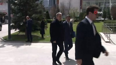  Cumhurbaşkanı Erdoğan, AK Parti Genel Merkezinde çalışmalara başladı 