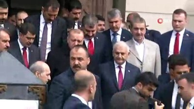  Cumhurbaşkanı Erdoğan, Cuma namazını Başyazıoğlu Camii'nde kıldı 