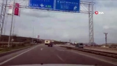 prefabrik ev -  Karayolunda taşınan prefabrik ev, trafiği tehlikeye düşürdü  Videosu