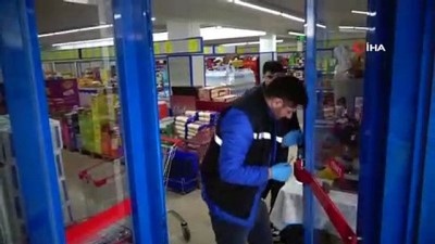 gazi mahallesi -  Sultanbeyli’de silahlı market soygunu Videosu