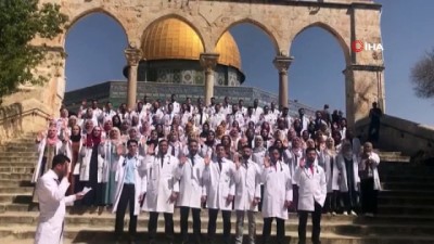  - Filistinli Doktorlar Mescid-i Aksa’da Hipokrat Yemini Etti 