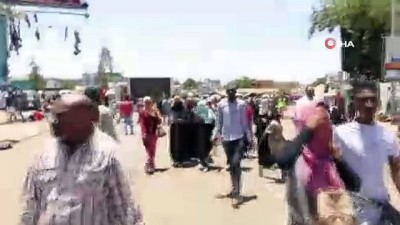 askeri konsey -  - Sudan halkı geri adım atmıyor  Videosu