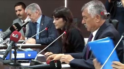 komisyon raporu -  Adana Büyükşehir Belediye Meclisi dualarla açıldı Videosu