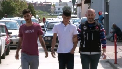  Adana'da iki torbacı tutuklandı 