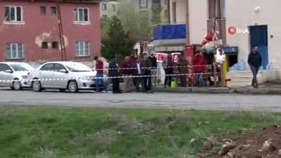 dinamit -  Bomba süsü verilmiş düzenek polisi alarma geçirdi  Videosu