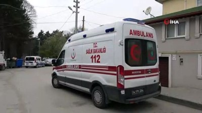 yasli kadin -  2 gündür haber alınamayan yaşlı kadın evinde ölü bulundu  Videosu