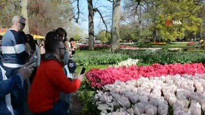 kraliyet ailesi -  - Dünyanın En Büyük Lale Bahçesine Yoğun İlgi  Videosu