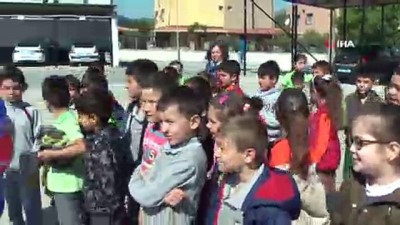 ucurtma senligi -  Söke'de jandarmadan çocuklara uçurtma şenliği  Videosu