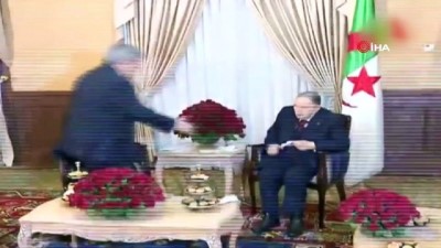 cumhurbaskanligi -  - Cezayir Cumhurbaşkanı Buteflika İstifa Etti Videosu