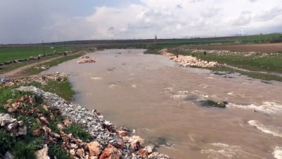 Sele kapılan araçta kaybolan kişiyi arama çalışmalarına devam edildi - GAZİANTEP 