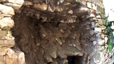 tarihi gun -  Mardin’de sağanak yağış nedeni ile yıkılan duvarların ardından tarih çıktı  Videosu