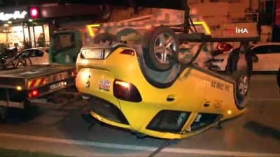  Beyoğlu’nda ticari taksi takla attı; 1 yaralı