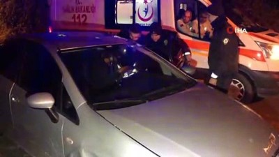 alkollu surucu -  Direksiyon başında sızan sürücüyü bekçiler güçlükle uyandırdı  Videosu