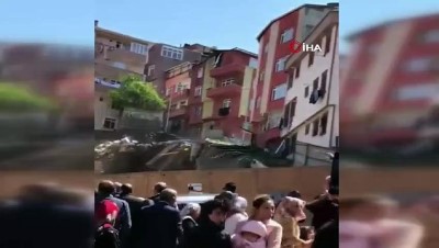  Kağıthane'de bina yıkılırken vatandaşların yaşadığı panik anları kamerada 