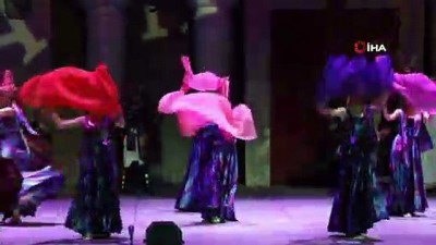 cocuk dansci -  Anadolu Ateşi Antalya'da TROYA ile sezonu açtı  Videosu