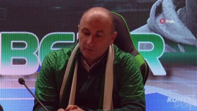 Atiker Konyaspor, Aziz Bekir ile anlaştı 