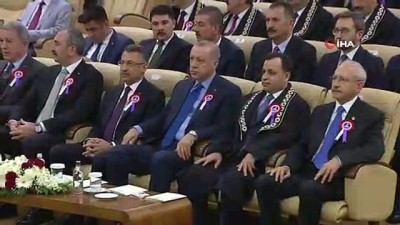  Anayasa Mahkemesi Başkanı Arslan, 'Cumhurbaşkanlığı Kararnamelerinin Hukuki Rejimi ve Anayasallık Denetimi' konulu sempozyumun açılışında konuştu 