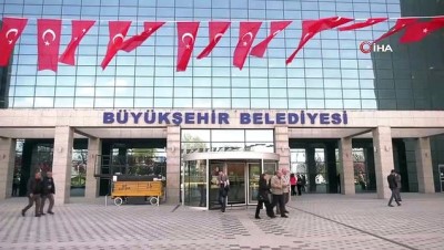  Ankara Büyükşehir Belediyesi tabelasına T.C ibaresi eklendi 