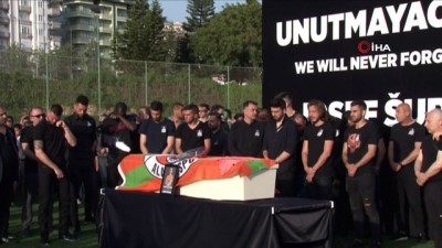 polis merkezi - Josef Sural son yolculuğuna gözyaşları içerisinde uğurlandı Videosu