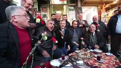 mahalli idareler -  Esnaftan Başkan Tahmazoğlu’na sevgi seli  Videosu