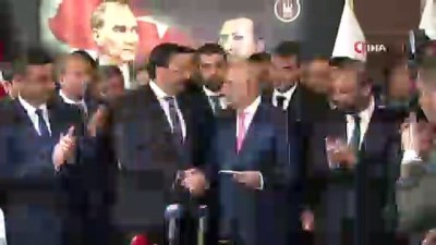  Keçiören Belediye Başkanı seçilen Turgut Altınok görevi Mustafa Ak’tan devraldı