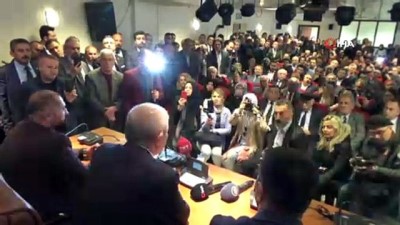 kirmizi isik -  MHP’li Başkan Sarı'nın ilk işi makam kapısını söktürmek oldu Videosu