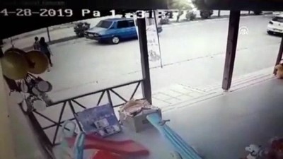 kamera - Ceyhan'da trafik kazası: 2 yaralı - ADANA  Videosu