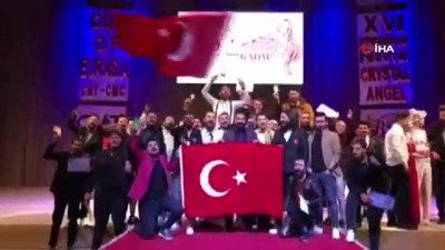  Türk kuaförleri, Ukrayna'da 3 kategorinin en iyisi seçildi 